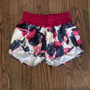 Size 4 Lululemon Tracker shorts